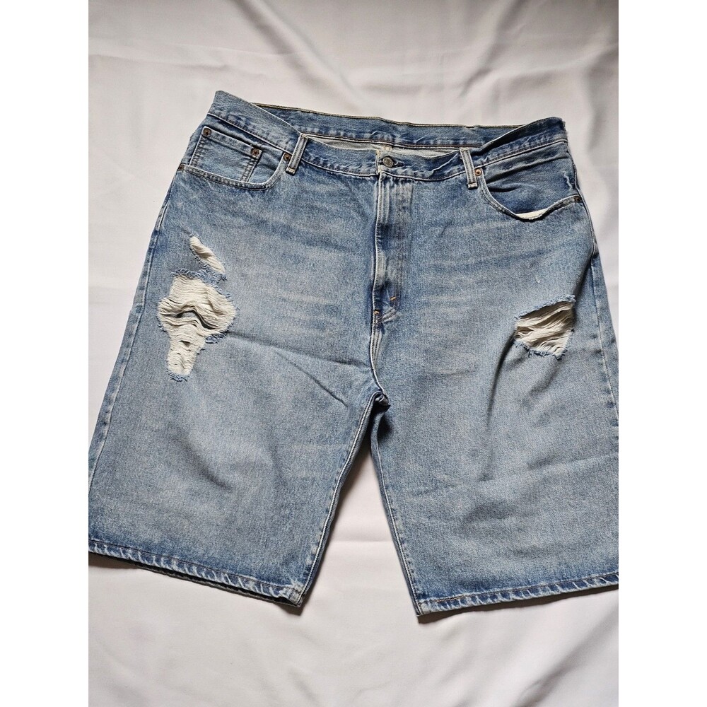 Levi’s 569 Loose Denim Shorts Men’s 42 Light Wash Distressed Blue Relaxed Fit